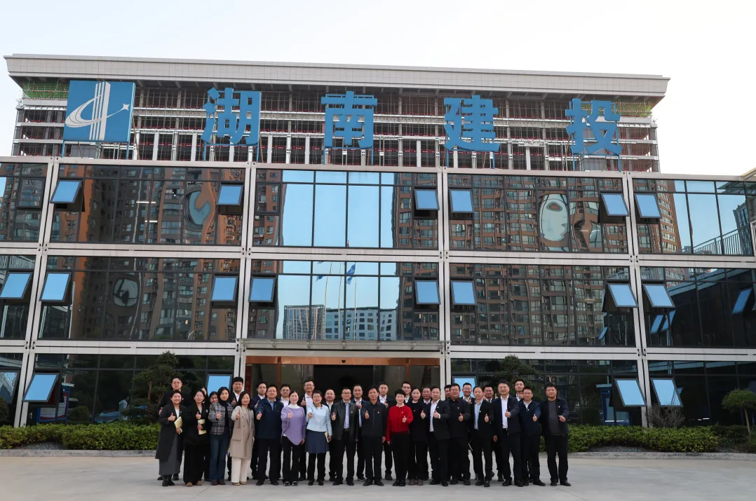 集团党委办公室、建投地产领创项目党支部开展联合主题党日活动