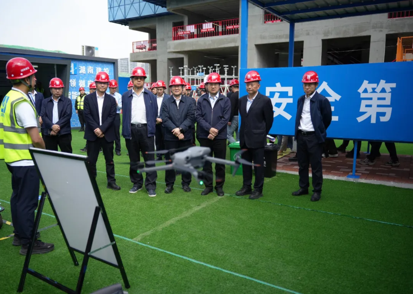 建投筑安 匠心好房  这场全国性建筑业专家经验交流观摩会在湖南建投•领樾府项目举行